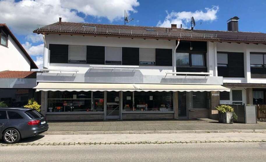 Halle in Geretsried 3.900 € 591 m²