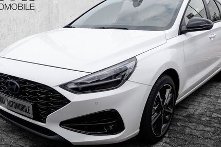 Hyundai i30 2.500 km 26.980 &euro; Köln 50825