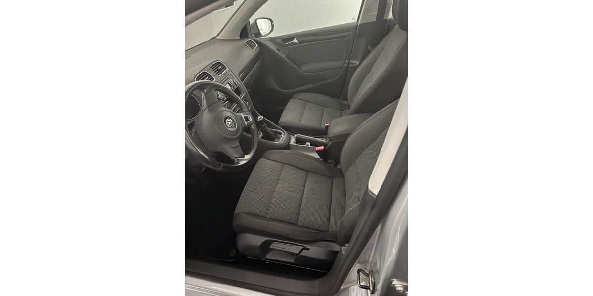 VW Golf 110.000 km 5.800 &euro; Sinsheim 74889