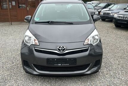 Toyota Verso-S 113.000 km 6.299 &euro; Bardowick 21357