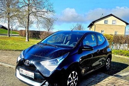 Toyota Aygo (X) 40.000 km 8.995 &euro; Oberderdingen 75038