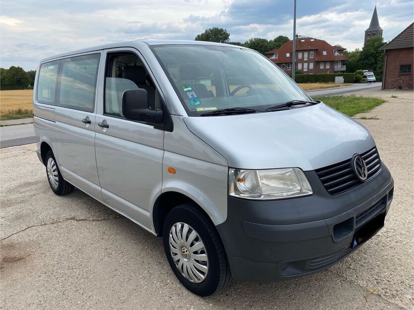 VW T5 Transporter 293.000 km 6.500 € Wegberg 41844