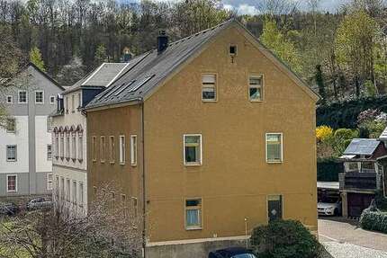 Haus zum Kaufen in Schwarzenberg 250.000 € 355.5 m² 14 zimmer