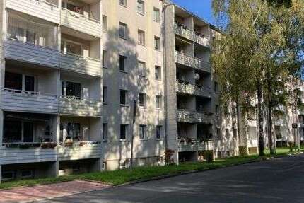 Wohnung zum Mieten in Hermsdorf 380 € 70.05 m² 4 zimmer