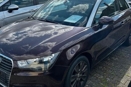 Audi A1 163.300 km 4.950 &euro; Niederlauer 97618