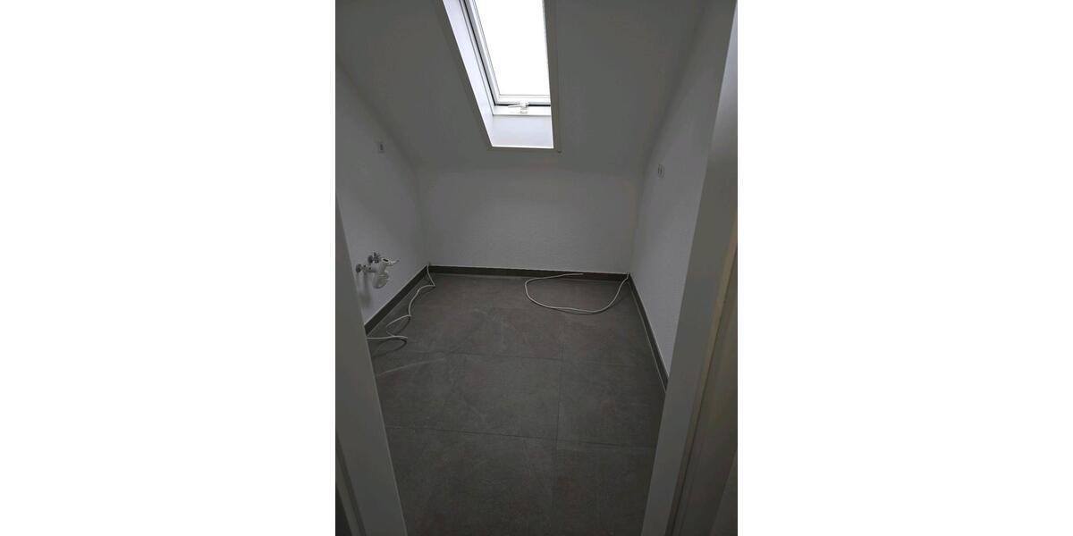 Dachgeschoßwohnung Weil der Stadt - 3 Zimmer, 70 m&sup2;, 1.050&euro; | Angebot:26301449