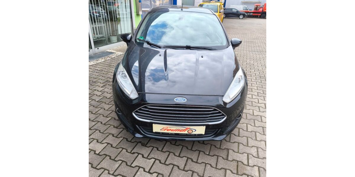 Ford Fiesta 112.500 km 6.900 &euro; Regensburg 93055