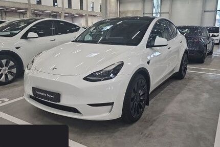 Tesla Model Y 47.867 km 37.200 &euro; Hanau 63457