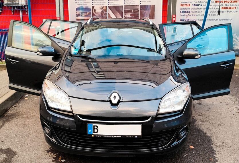 Renault Megane 138.913 km 6.300 € Berlin 10315