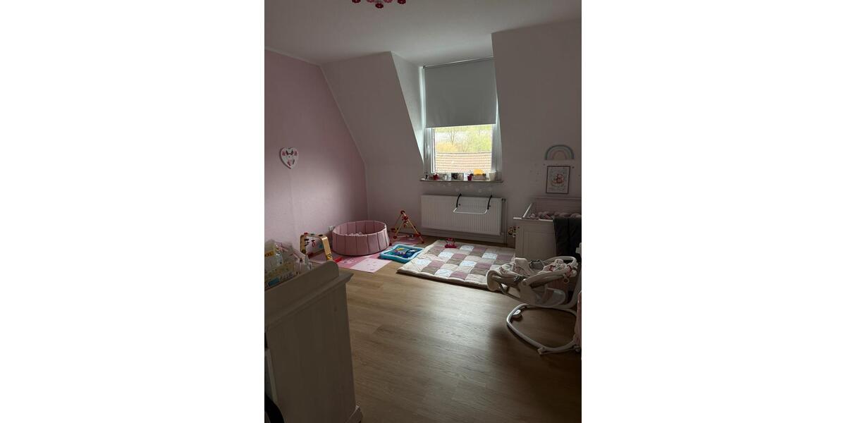 Etagenwohnung Wuppertal Gemarkung Langerfeld - 4 Zimmer, 110 m&sup2;, 1.100&euro; | Angebot:26041006