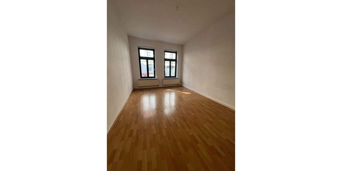 Zimmer Halle Innenstadt - 3 Zimmer, 71 m&sup2;, 575&euro; | Angebot:25968711