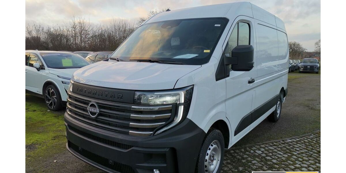 Nissan Interstar 9.000 km 29.738 &euro; Wallhöfen bei Bremen 27729