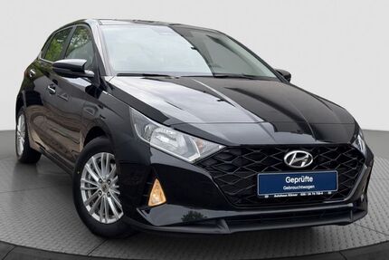 Hyundai i20 30.865 km 14.900 &euro; Berlin 12683