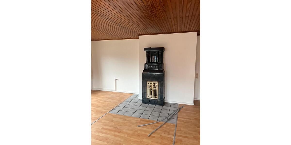 Etagenwohnung Loxstedt - 2 Zimmer, 100 m&sup2;, 695&euro; | Angebot:26383598