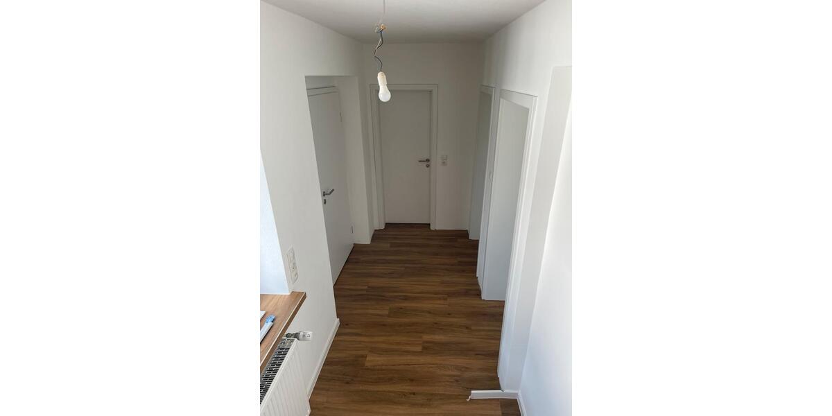 Erdgeschoßwohnung Walldürn - 3 Zimmer, 104 m&sup2;, 970&euro; | Angebot:26313617