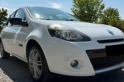 Renault Clio 93.375 km 7.500 &euro; Reutlingen 72764