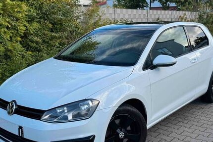 VW Golf
