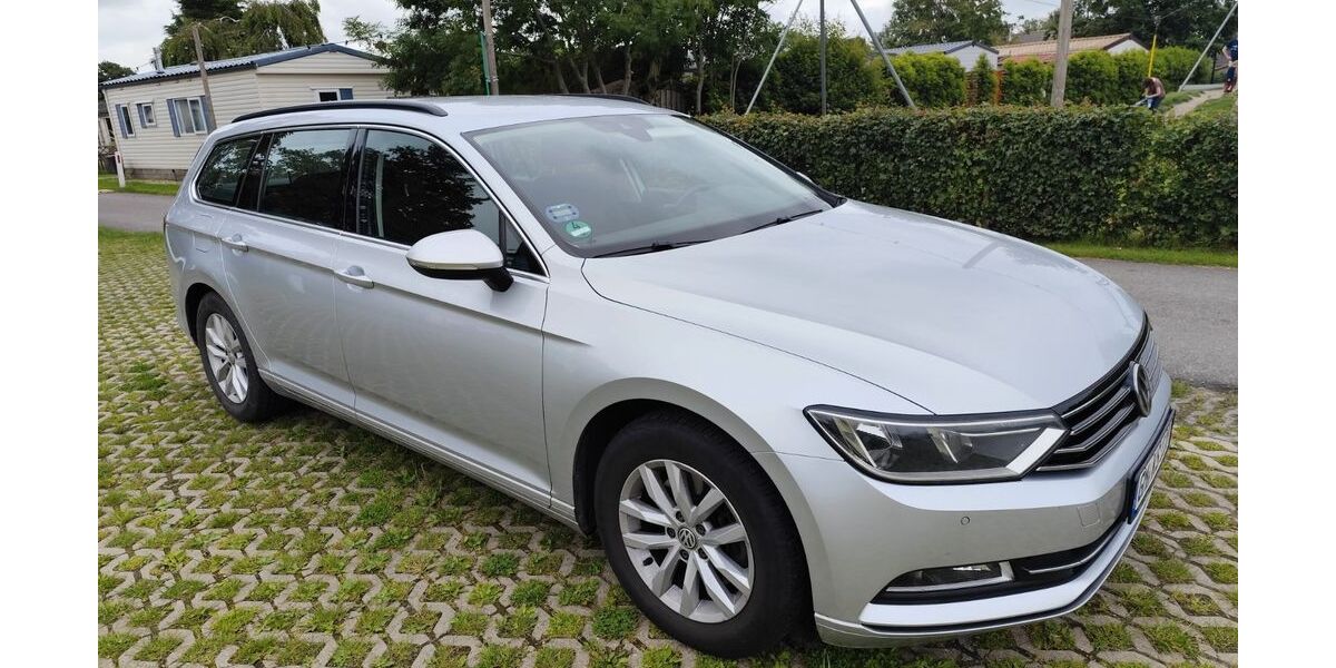 VW Passat Variant 174.000 km 15.999 &euro; Radevormwald 42477