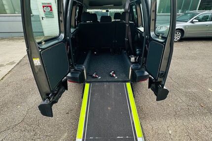 VW Caddy 52.000 km 26.200 &euro; Sinsheim 74889