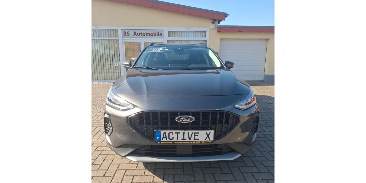 Ford Focus 19.000 km 25.750 &euro; Dessau 06847