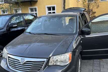Lancia Voyager 185.000 km 3.900 &euro; Lebach, Stadt 66822