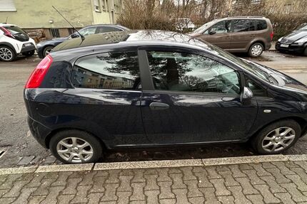 Fiat Punto 137.000 km 2.500 &euro; Frankfurt am Main 60386