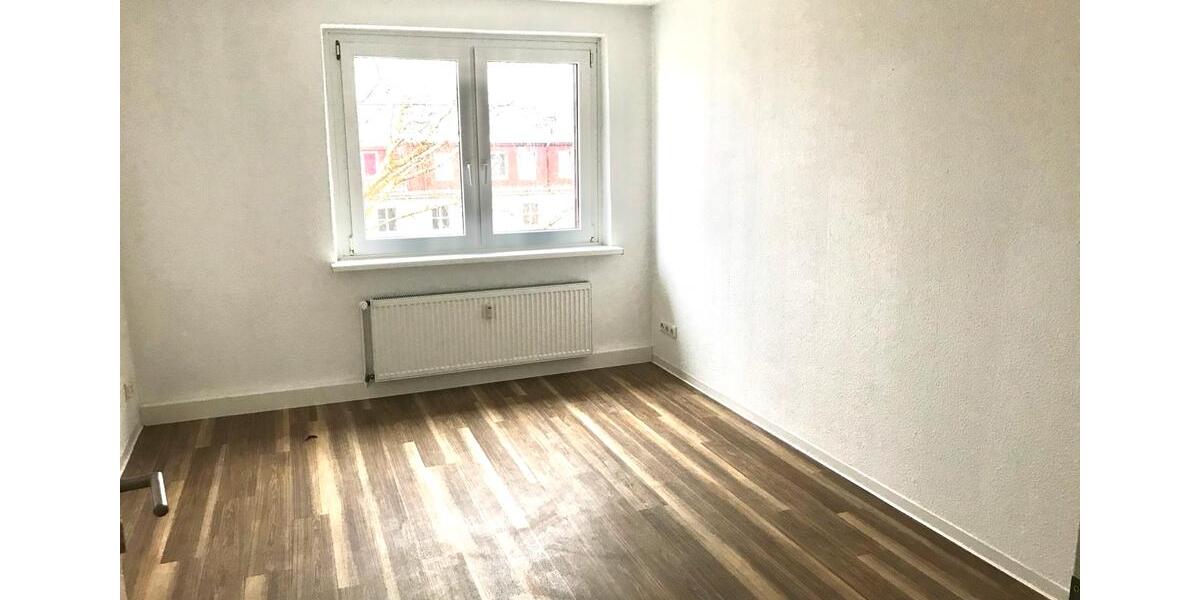 Dachgeschoßwohnung Rostock Hansaviertel - 3 Zimmer, 62 m&sup2;, 714&euro; | Angebot:25403735