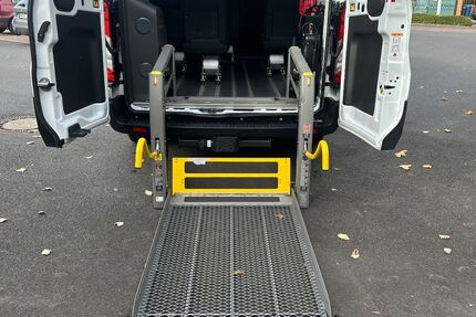 Ford Transit 166.350 km 27.990 &euro; Solingen 42697