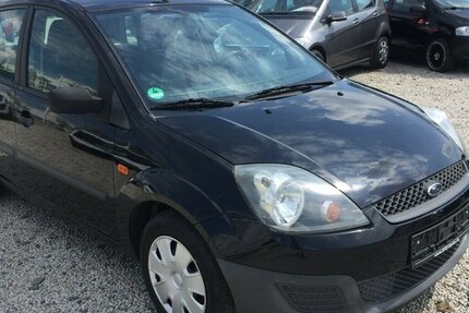 Ford Fiesta Ambiente,4 Türig,Tüv Neu! 136.000 km 2.990 &euro; Himmelkron 95502