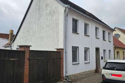 Haus Friesack - 9 Zimmer, 180 m&sup2;, 185.000&euro; | Angebot:25290563