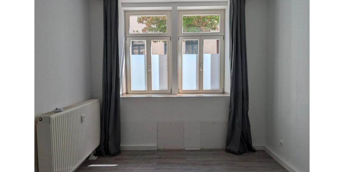 Erdgeschoßwohnung Sangerhausen - 2 Zimmer, 64 m&sup2;, 400&euro; | Angebot:26635235