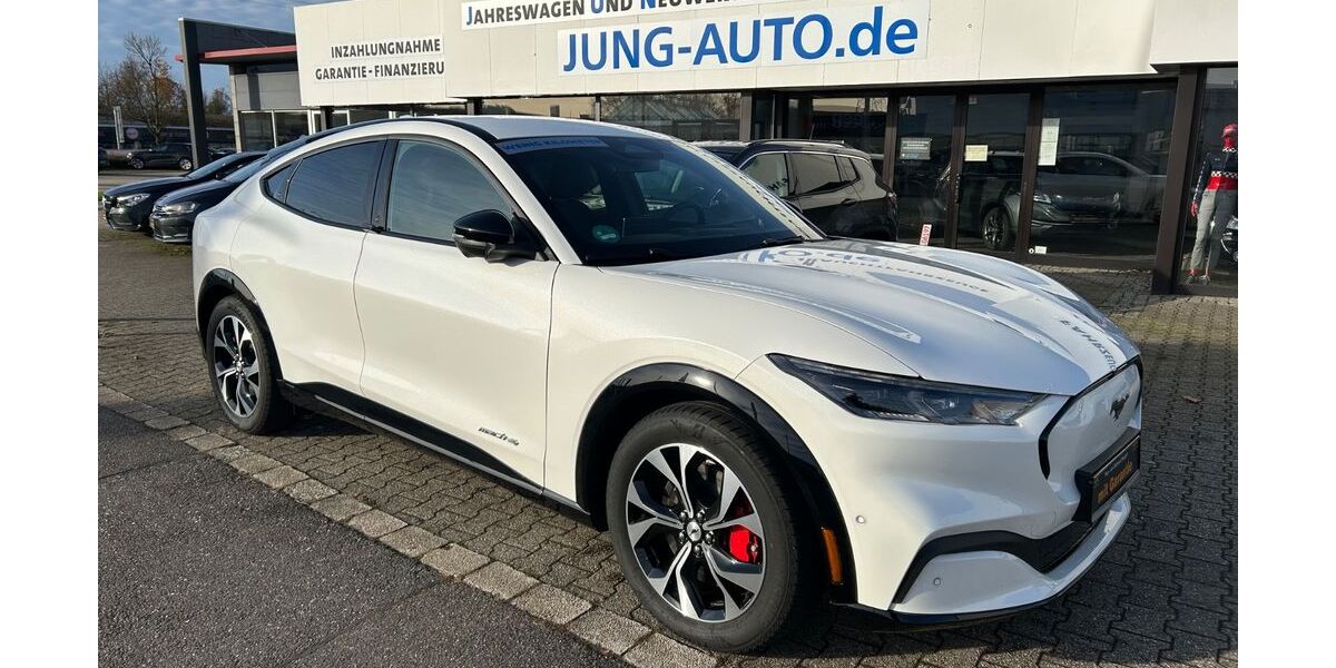 Ford Mustang Mach-E 13.960 km 29.990 &euro; Mönchengladbach 41066