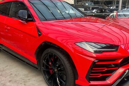 Lamborghini Urus 23.200 km 229.000 € Düsseldorf 40591