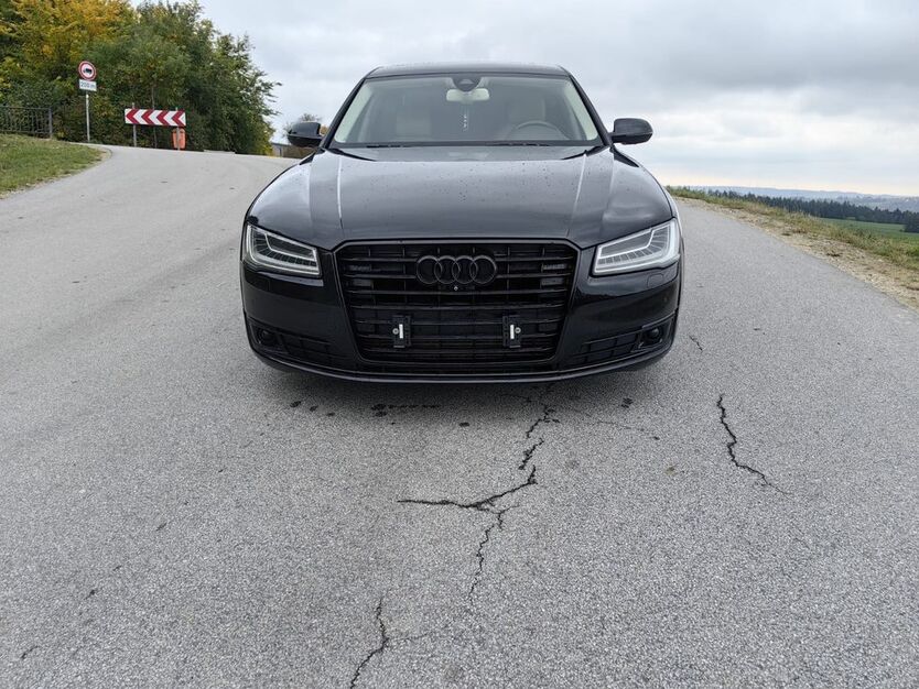 Audi A8 184.096 km 16.950 € Salzweg 94121