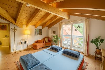 TRAUMHAFTES WOHNDOMIZIL IN FALKENSEE MIT RENDITE - Zweifamilienhaus Falkensee | Angebot:26643917