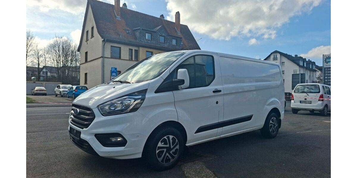 Ford Transit Custom 210.633 km 11.999 &euro; Gründau 63584