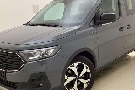 Ford Grand Tourneo 12.200 km 34.690 € Kirchzell 63931