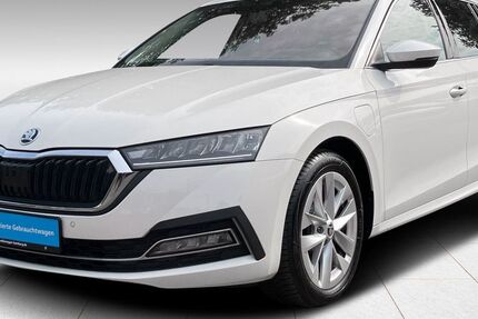 Skoda Octavia 46.448 km 22.777 € Hamburg 22761