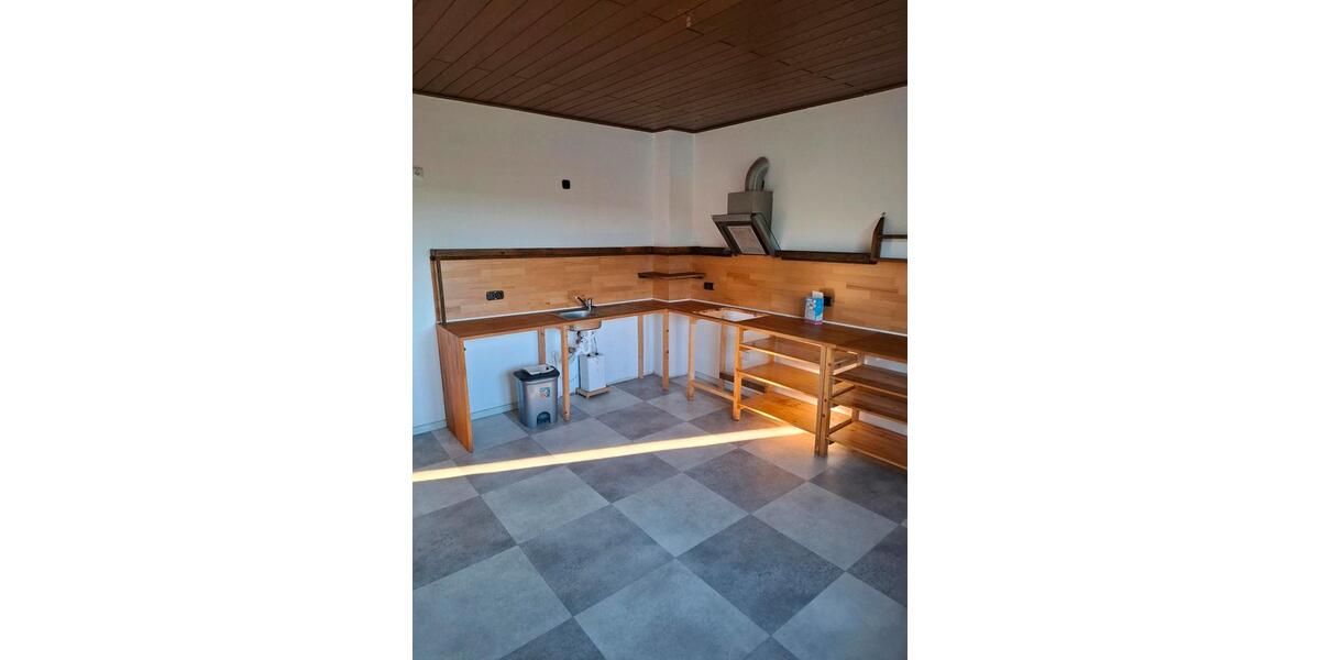 Etagenwohnung Frensdorf - 3 Zimmer, 100 m&sup2;, 920&euro; | Angebot:26368929