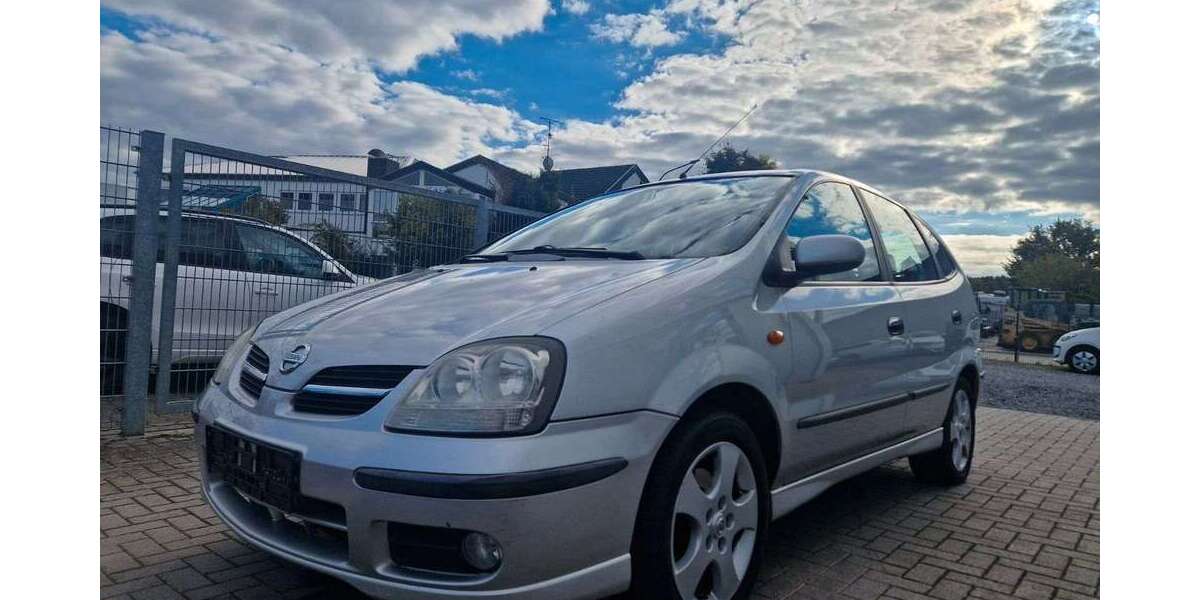 Nissan Almera 180.000 km 1.990 &euro; Rödermark 63322