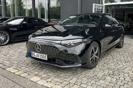 Mercedes-Benz CLA 250 8.000 km 53.900 &euro; Raubling 83064