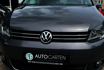 VW Touran 170.000 km 9.950 &euro; Paderborn 33098