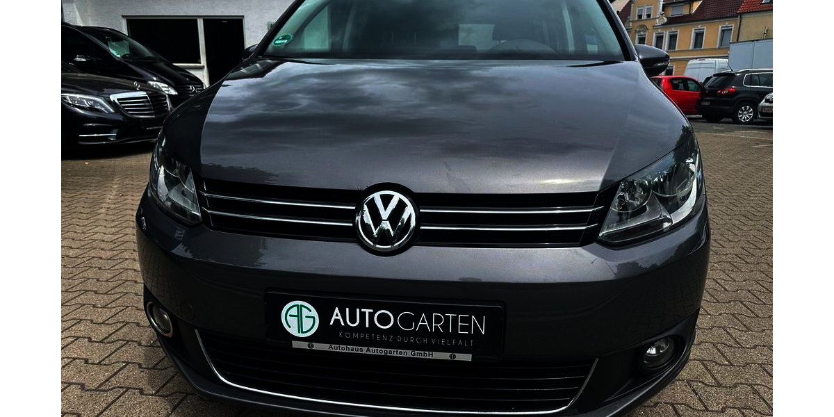 VW Touran 170.000 km 9.950 &euro; Paderborn 33098