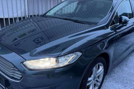 Ford Mondeo 176.354 km 9.750 &euro; Krefeld 47799