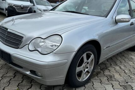 Mercedes-Benz C 180 91.213 km 3.999 € Achstetten 88480