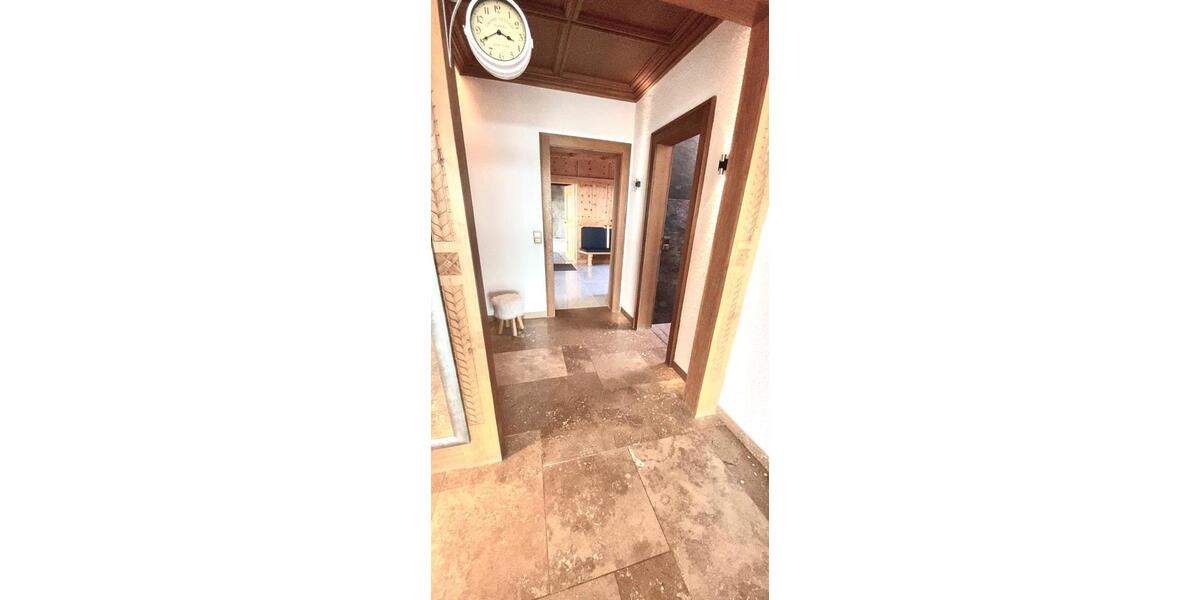 Einfamilienhaus Hof Neuhof - 5 Zimmer, 326 m&sup2;, 1.950&euro; | Angebot:26096955