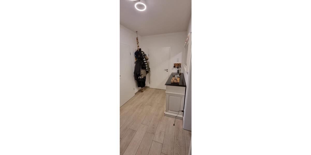 Erdgeschoßwohnung Neukirchen - 3 Zimmer, 73 m&sup2;, 800&euro; | Angebot:26321631