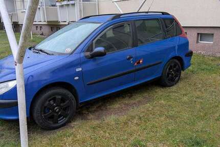 Peugeot 206 151.200 km 1.100 &euro; Waren 17192
