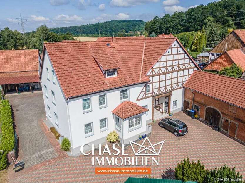 Haus zum Kaufen in Hameln Afferde 499.000 € 300 m²