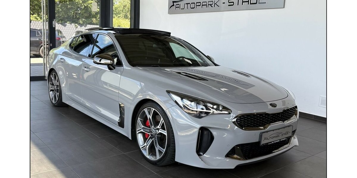 Kia Stinger GT 4WD LED Pano HUD ACC Kam Ass 110.000 km 29.990 &euro; Stade 21682
